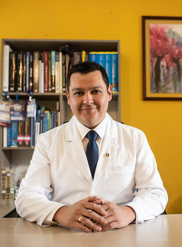 Dr. José Campo Manrique